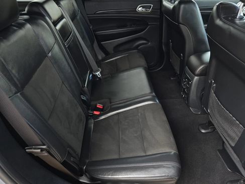 Used 2020 Jeep Grand Cherokee Altitude RWD image 33