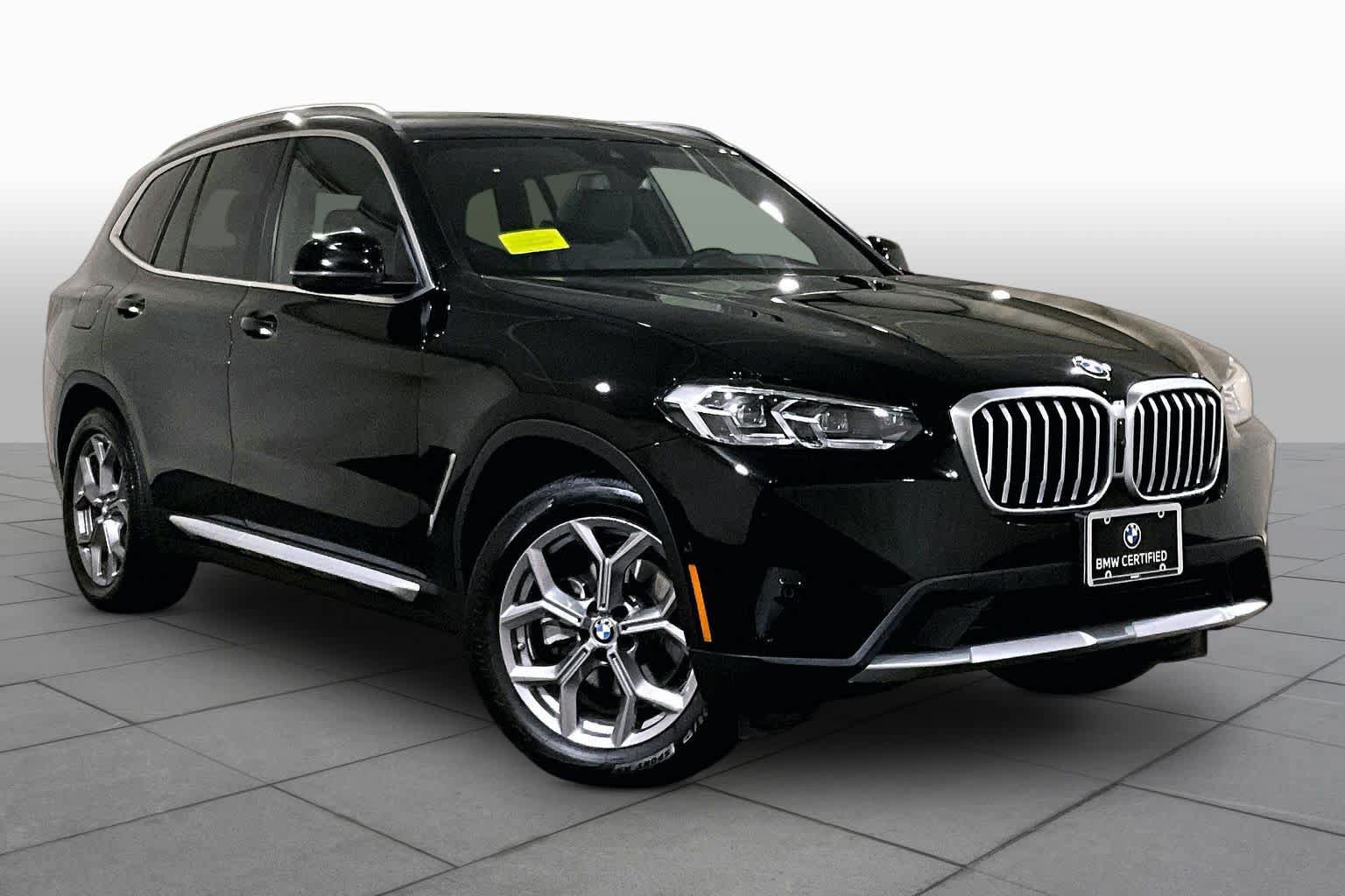 Used 2023 BMW X3 xDrive30i w/ Premium Package AWD/4WD image 2