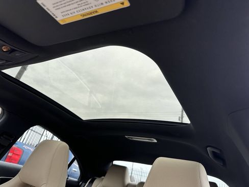 Used 2018 Mercedes-Benz CLA 250 image 16