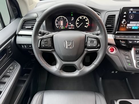 Used 2025 Honda Odyssey EX-L image 12