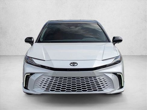 Used 2025 Toyota Camry XSE w/ Premium Plus Package FWD image 2