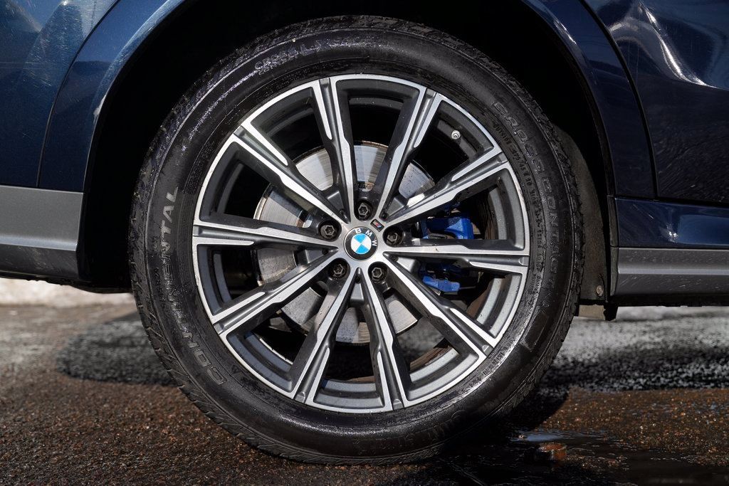 Used 2023 BMW X6 xDrive40i w/ Executive Package AWD/4WD image 11