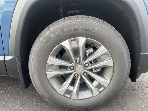 New 2026 Chevrolet Equinox LT w/ LPO, Floor Liner Package image 31