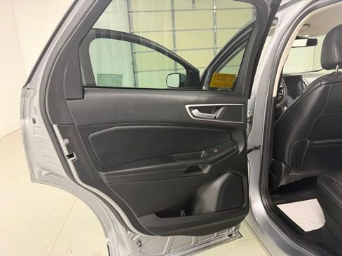 Used 2022 Ford Edge SEL w/ Convenience Package AWD/4WD image 19