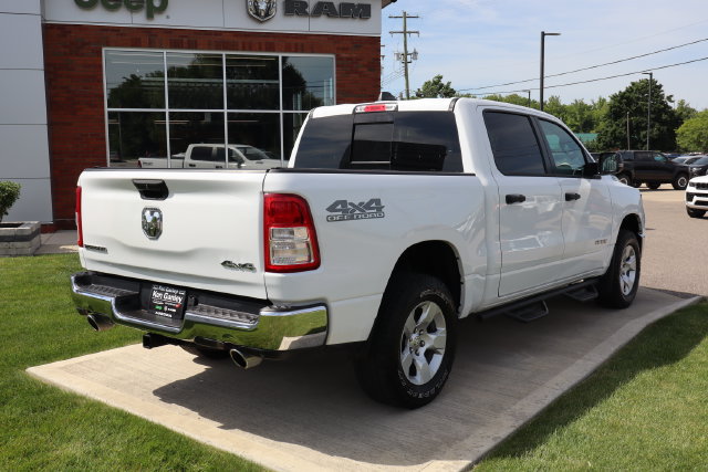 Used 2023 RAM 1500 Big Horn AWD/4WD image 40