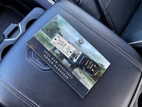 Used 2024 RAM 2500 Laramie w/ Safety Group image 11