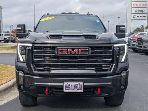 Used 2024 GMC Sierra 2500 AT4 w/ AT4 Premium Plus Package image 2