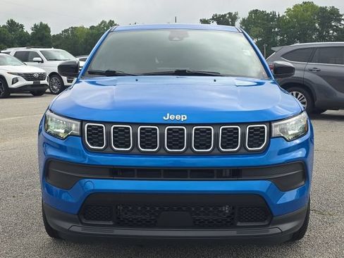 Used 2024 Jeep Compass Sport AWD/4WD image 8