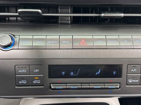 Used 2025 Hyundai Kona SEL FWD image 26