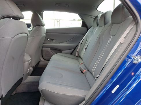 Certified 2025 Hyundai Elantra Sport FWD image 25