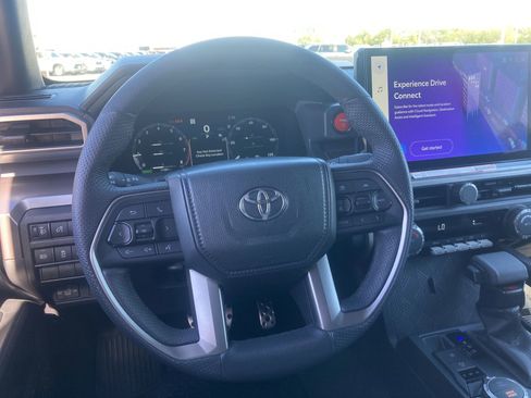 Used 2024 Toyota Tacoma TRD Sport image 11