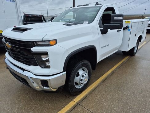 New 2025 Chevrolet Silverado 3500 W/T w/ WT Convenience Package AWD/4WD image 3