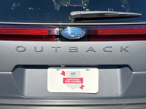 Used 2026 Subaru Outback Premium AWD/4WD image 11