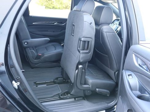 Used 2023 Buick Enclave Avenir w/ Avenir Technology Package AWD/4WD image 31