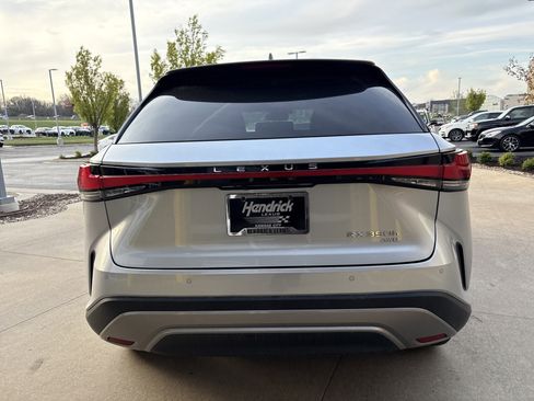 Used 2025 Lexus RX 350 w/ Convenience Package image 9