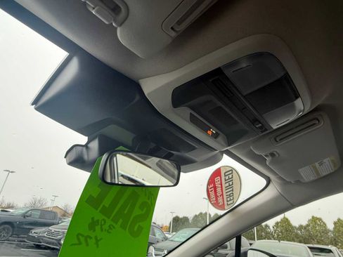 Certified 2025 Subaru Impreza 2.0i image 24