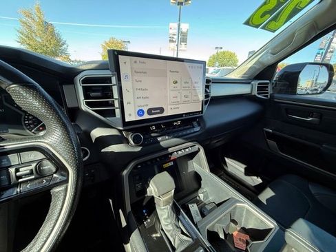 Used 2023 Toyota Tundra Limited AWD/4WD image 18