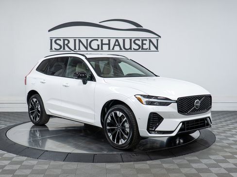 New 2026 Volvo XC60 B5 Plus w/ Climate Package image 3