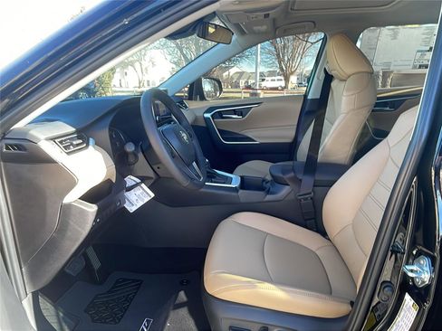 New 2025 Toyota RAV4 XLE Premium image 21
