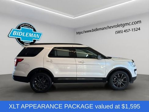 Used 2018 Ford Explorer XLT w/ Equipment Group 202A image 9