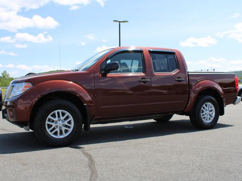 Used 2016 Nissan Frontier SV AWD/4WD image 14