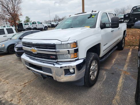 Used 2015 Chevrolet Silverado 3500 LTZ w/ Duramax Plus Package image 3