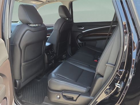 Used 2018 Acura MDX SH-AWD image 11