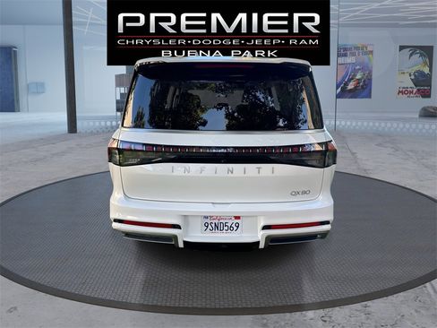 Used 2025 INFINITI QX80 Luxe image 6