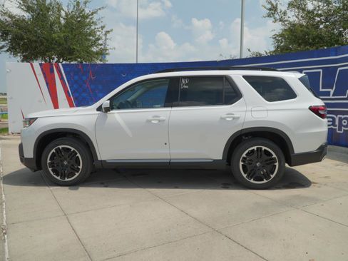 New 2026 Honda Pilot image 10