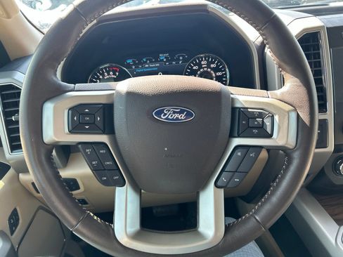 Used 2020 Ford F150 Lariat RWD image 15