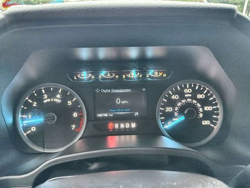 Used 2018 Ford F150 XLT w/ Equipment Group 302A Luxury AWD/4WD image 10
