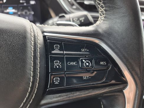 Used 2022 Jeep Grand Cherokee L Overland w/ Luxury Tech Group IV image 29