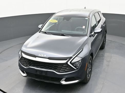 Used 2023 Kia Sportage LX image 32