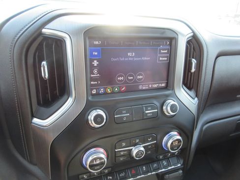 Certified 2022 GMC Sierra 1500 Denali w/ Driver Alert Package II AWD/4WD image 33
