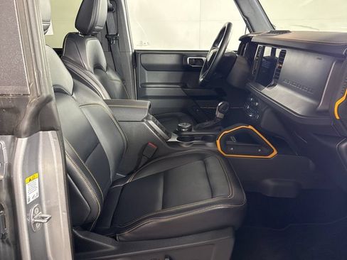 Used 2024 Ford Bronco Badlands AWD/4WD image 15