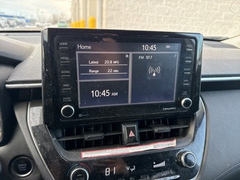 Used 2022 Toyota Corolla Cross LE image 10