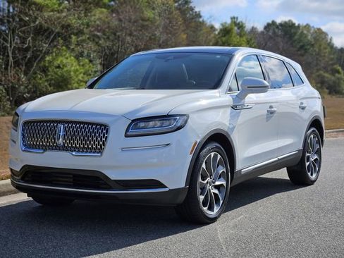 Used 2021 Lincoln Nautilus Reserve image 8