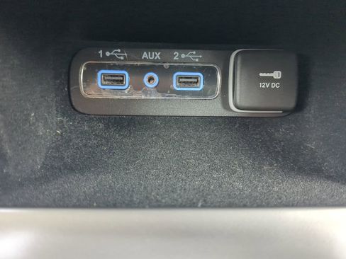 Used 2021 Jeep Grand Cherokee Laredo X image 27