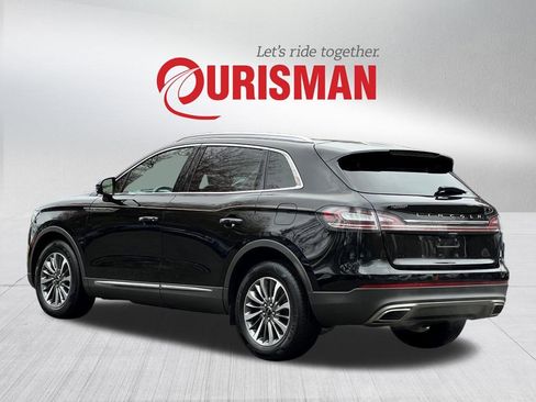 Used 2022 Lincoln Nautilus Reserve image 4