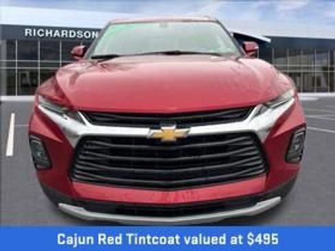 Used 2019 Chevrolet Blazer LT image 2
