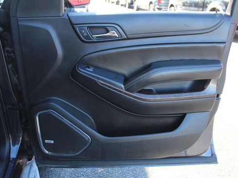 Used 2015 Chevrolet Suburban LT w/ Max Trailering Package image 9