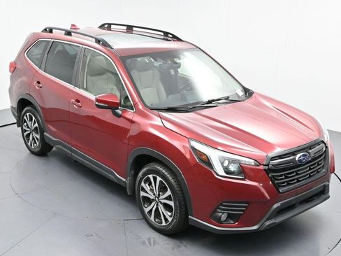Used 2023 Subaru Forester Limited AWD/4WD image 40