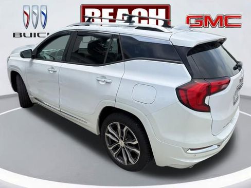 Used 2020 GMC Terrain Denali w/ Denali Premium Package AWD/4WD image 3