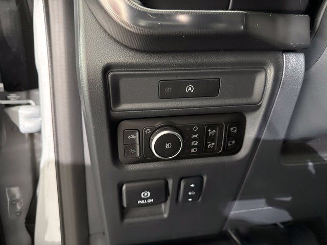 Used 2025 Ford F150 Raptor AWD/4WD image 17