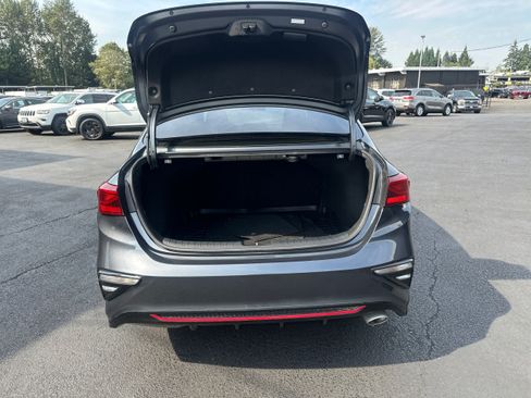 Used 2020 Kia Forte GT-Line w/ GT-Line Premium Package FWD image 11