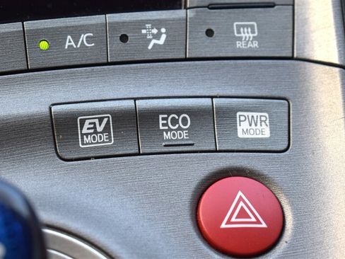 Used 2013 Toyota Prius Two FWD image 25