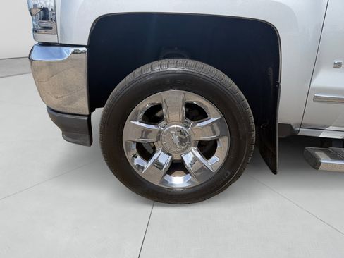 Used 2016 Chevrolet Silverado 1500 LTZ w/ Sport Package AWD/4WD image 14