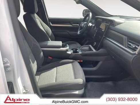 Used 2025 GMC Terrain Elevation image 11