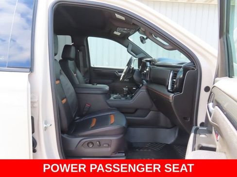 Used 2026 GMC Sierra 1500 AT4 w/ Technology Package AWD/4WD image 25