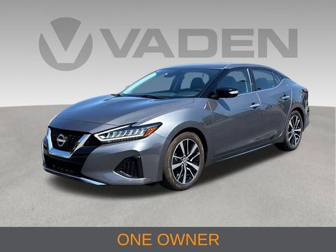 Used 2023 Nissan Maxima SV w/ Floor Mat Group FWD image 3
